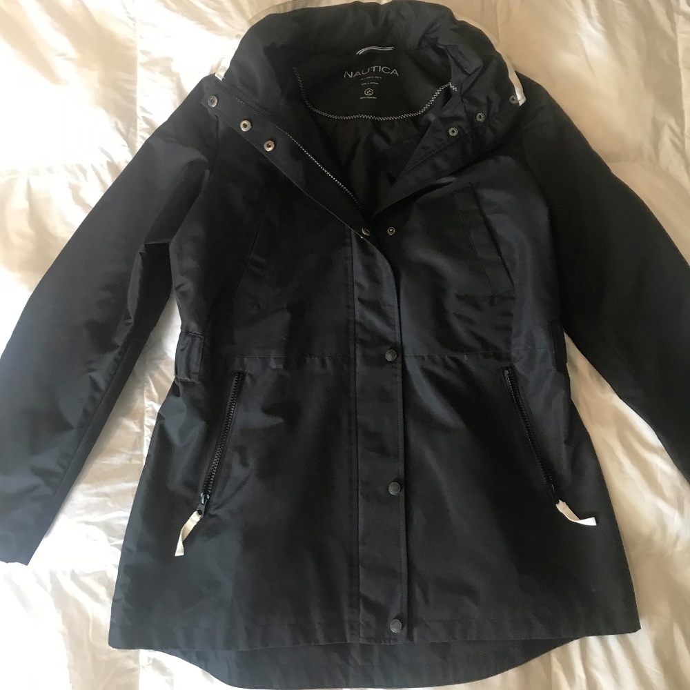 NWOT! Beautiful 😍 Nautica hooded rain jacket